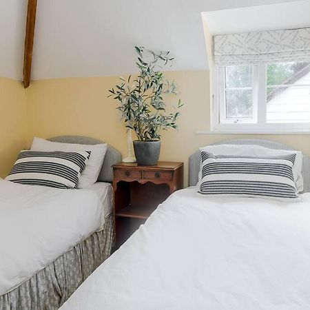 Adorable 2 Bedroom Guest House Хокхерст Экстерьер фото