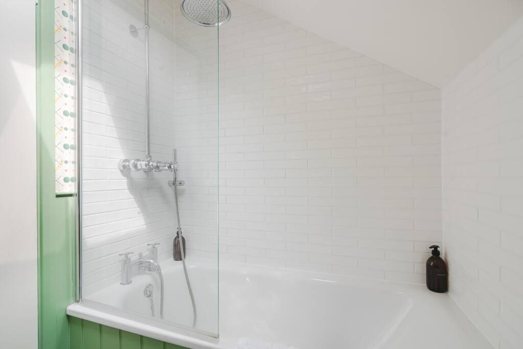 Adorable 2 Bedroom Guest House Хокхерст Экстерьер фото